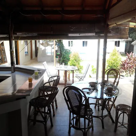 Carlyn Guesthouse